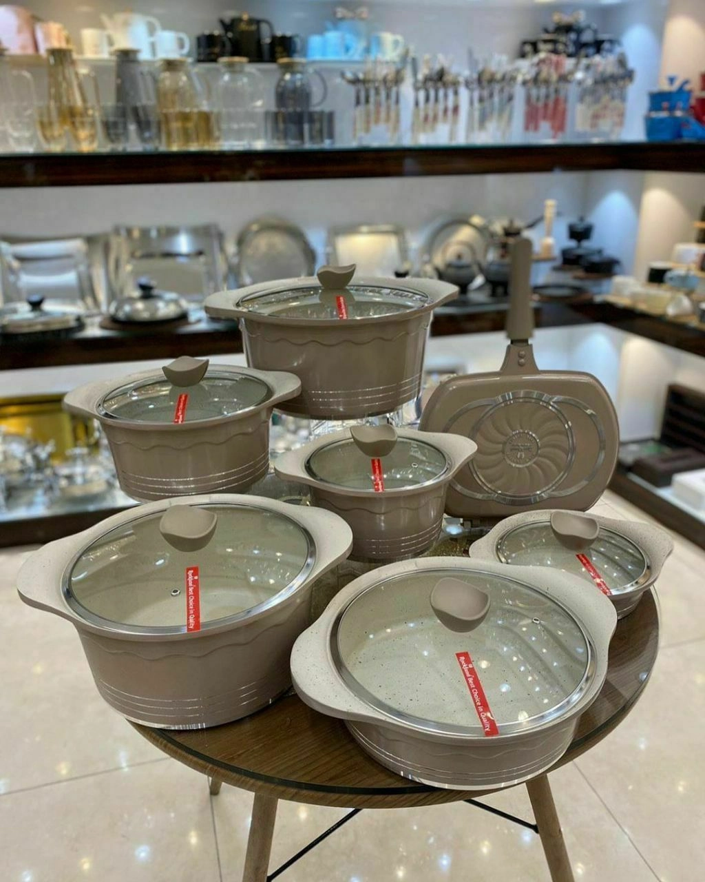 قهوه ای